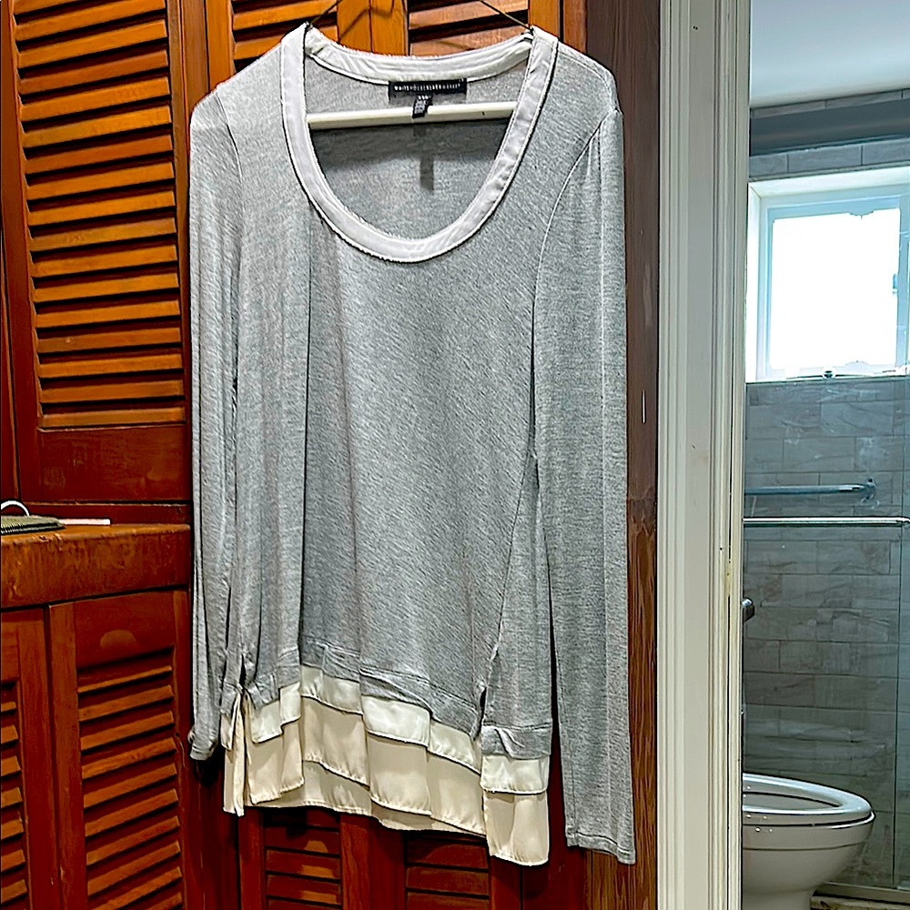 Banana Republic Gray Ruffled Long Sleeve Blouse
